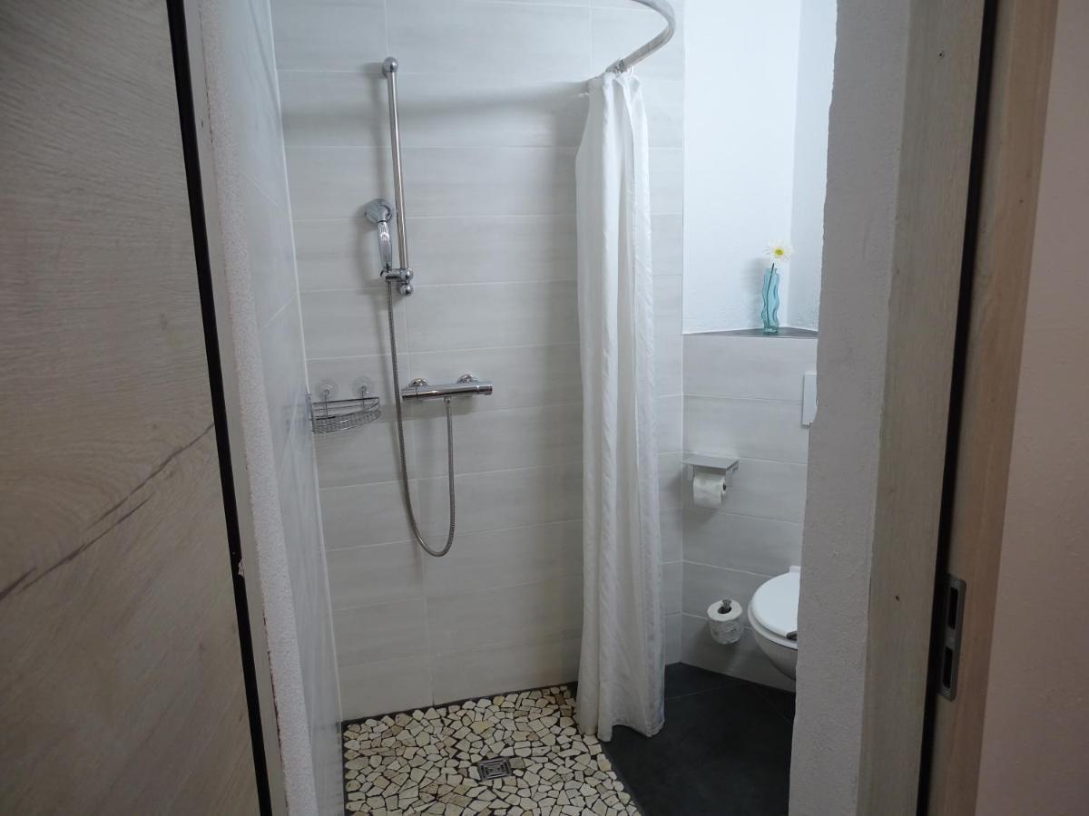 Gaestehaus Uezel FDH Dış mekan fotoğraf