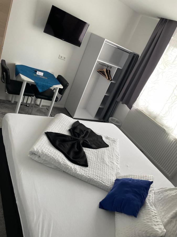 Gaestehaus Uezel FDH Dış mekan fotoğraf