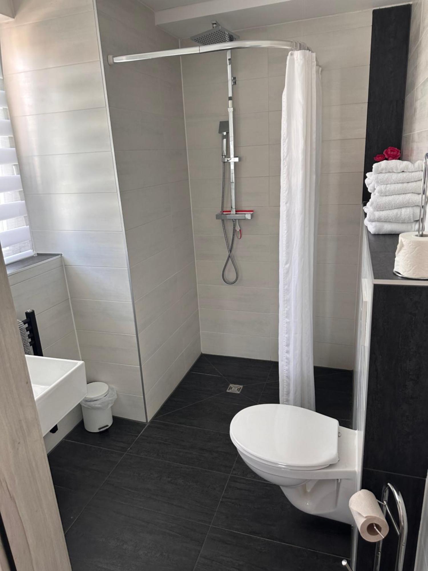 Gaestehaus Uezel FDH Dış mekan fotoğraf