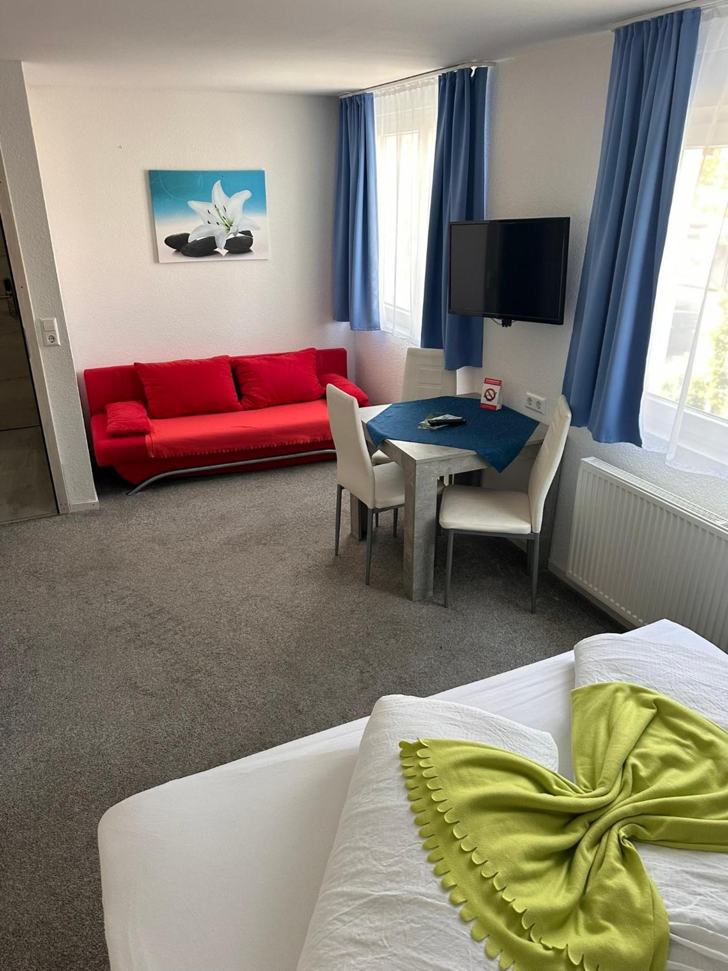 Gaestehaus Uezel FDH Dış mekan fotoğraf