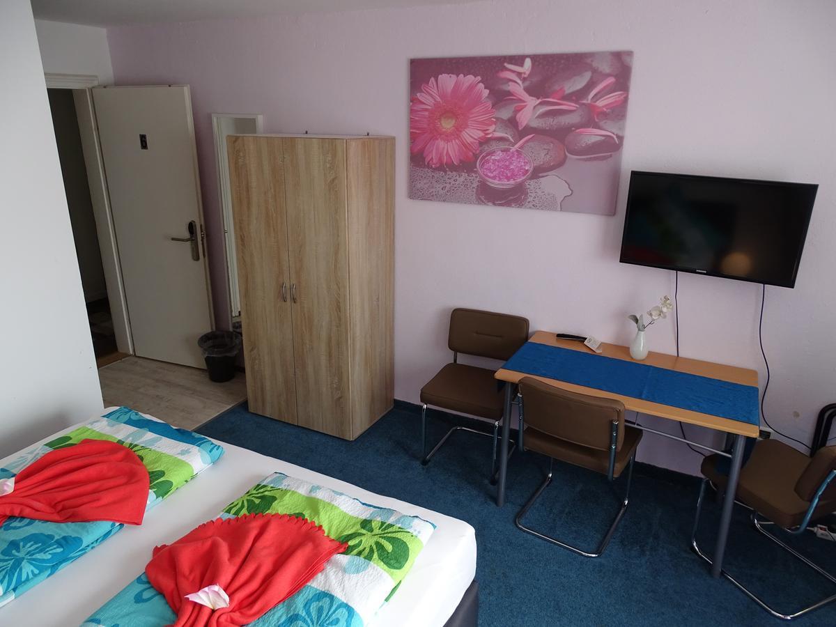 Gaestehaus Uezel FDH Dış mekan fotoğraf