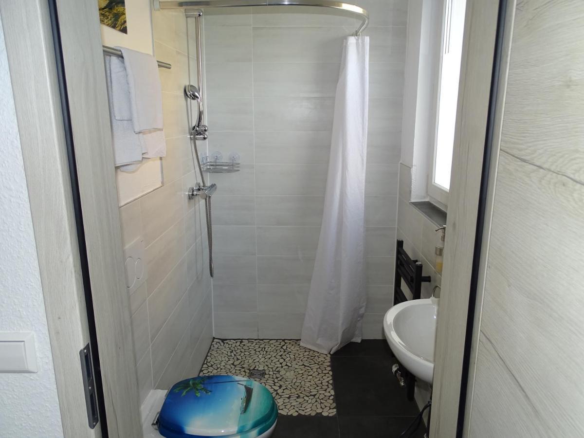 Gaestehaus Uezel FDH Dış mekan fotoğraf